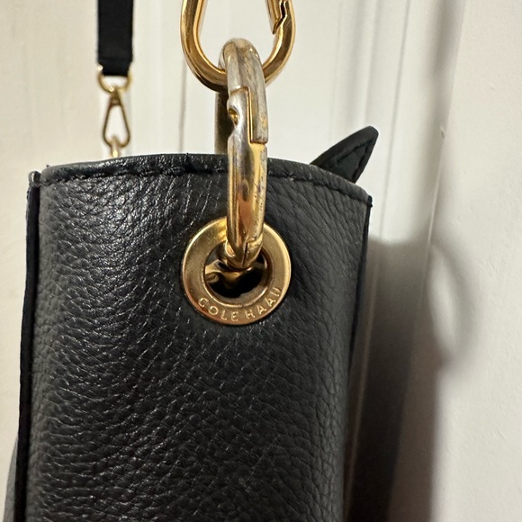 Cole Haan leather bucket bag - Picture 3 of 7